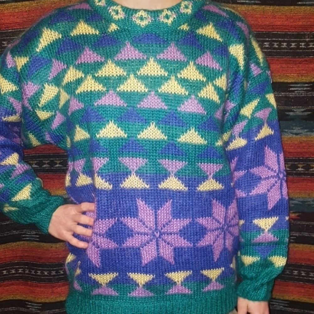 Vintage Gallagher geometric pastel color sweater